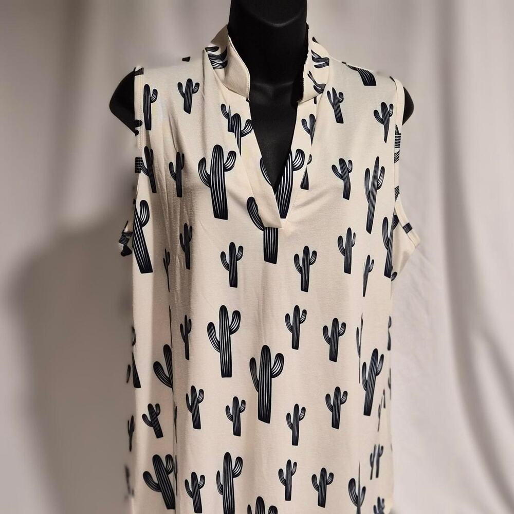 Cowgirl hardware cactus print sleeveless‎